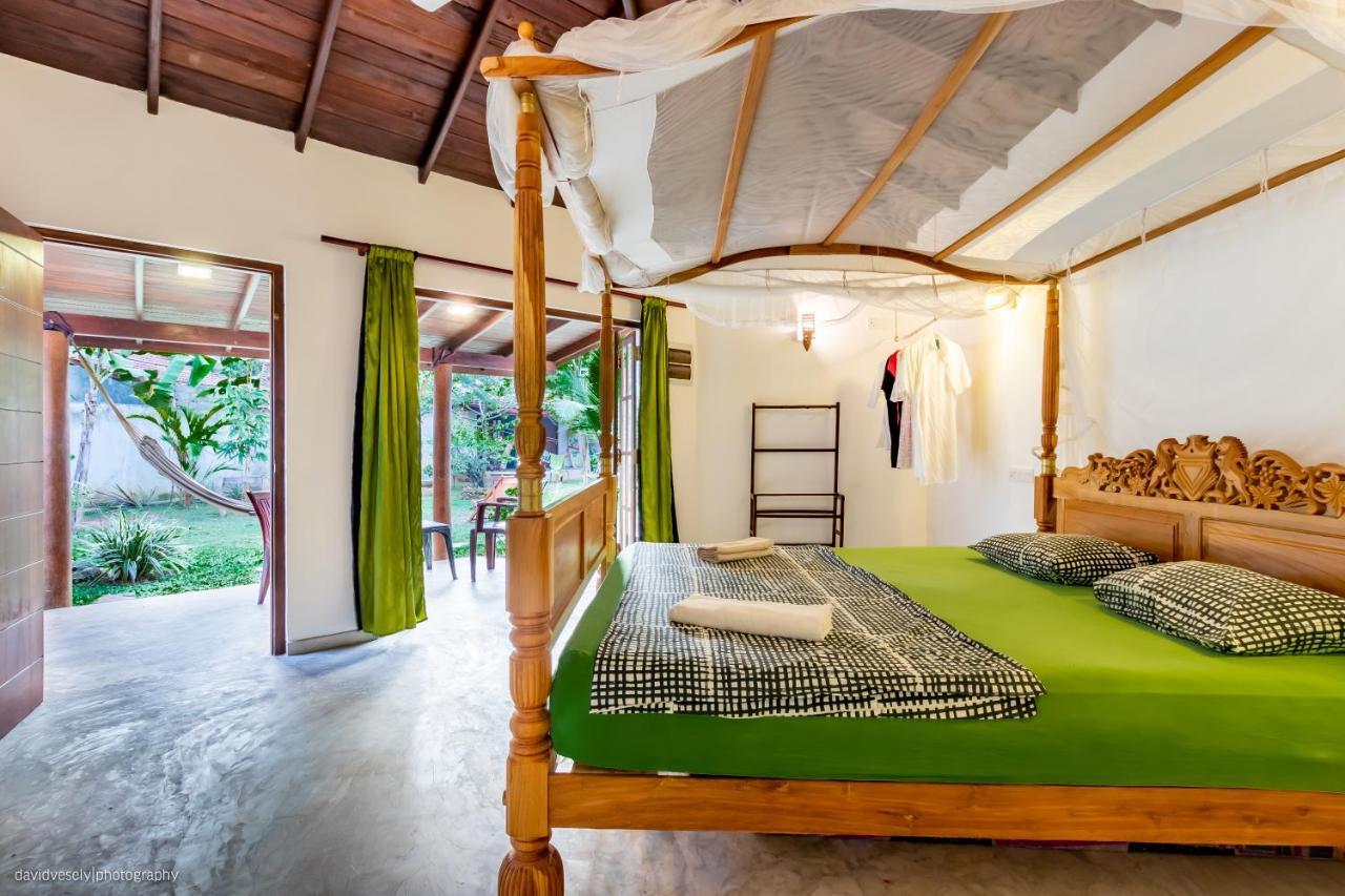 Dorian Guest House And Restaurant Weligama Exterior photo